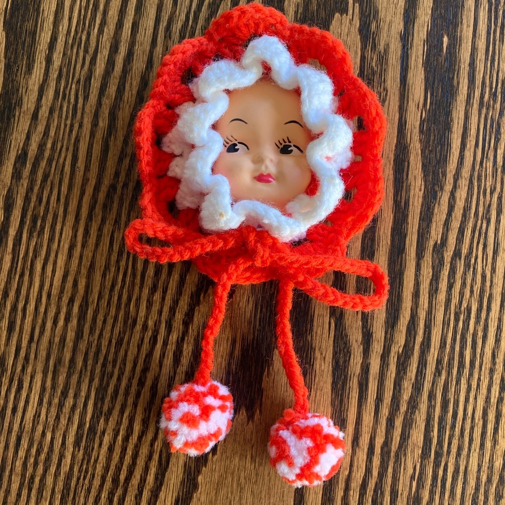 Vintage 70s Plastic Doll Face Orange White Crochet Hanging Pot Holder Button